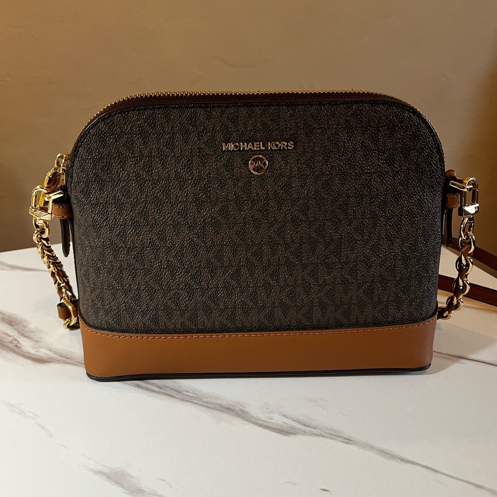 Michael Kors "Jet Set Charm" crossbody bag